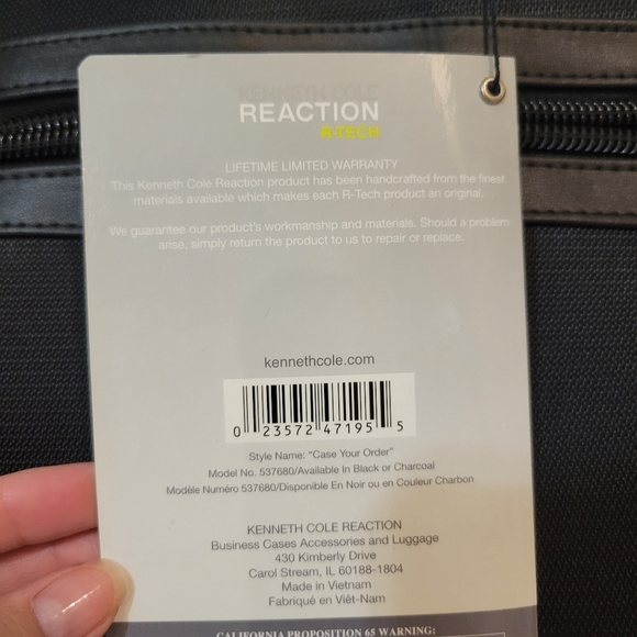 NWT Kenneth Cole Reaction R-Tech Black 15.6" Laptop Computer Case - Picture 5 of 5